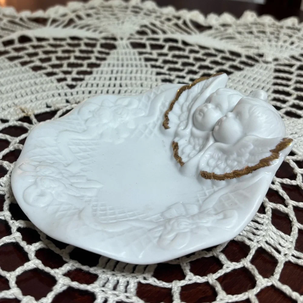 Victorian Angel Plate Jewelry Trinkets Soap Dish White Porcelain Gold Trim Wings